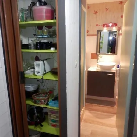 Locations Idealogis Et T2 Avec Wifi Laverie Velos * 罗什福尔